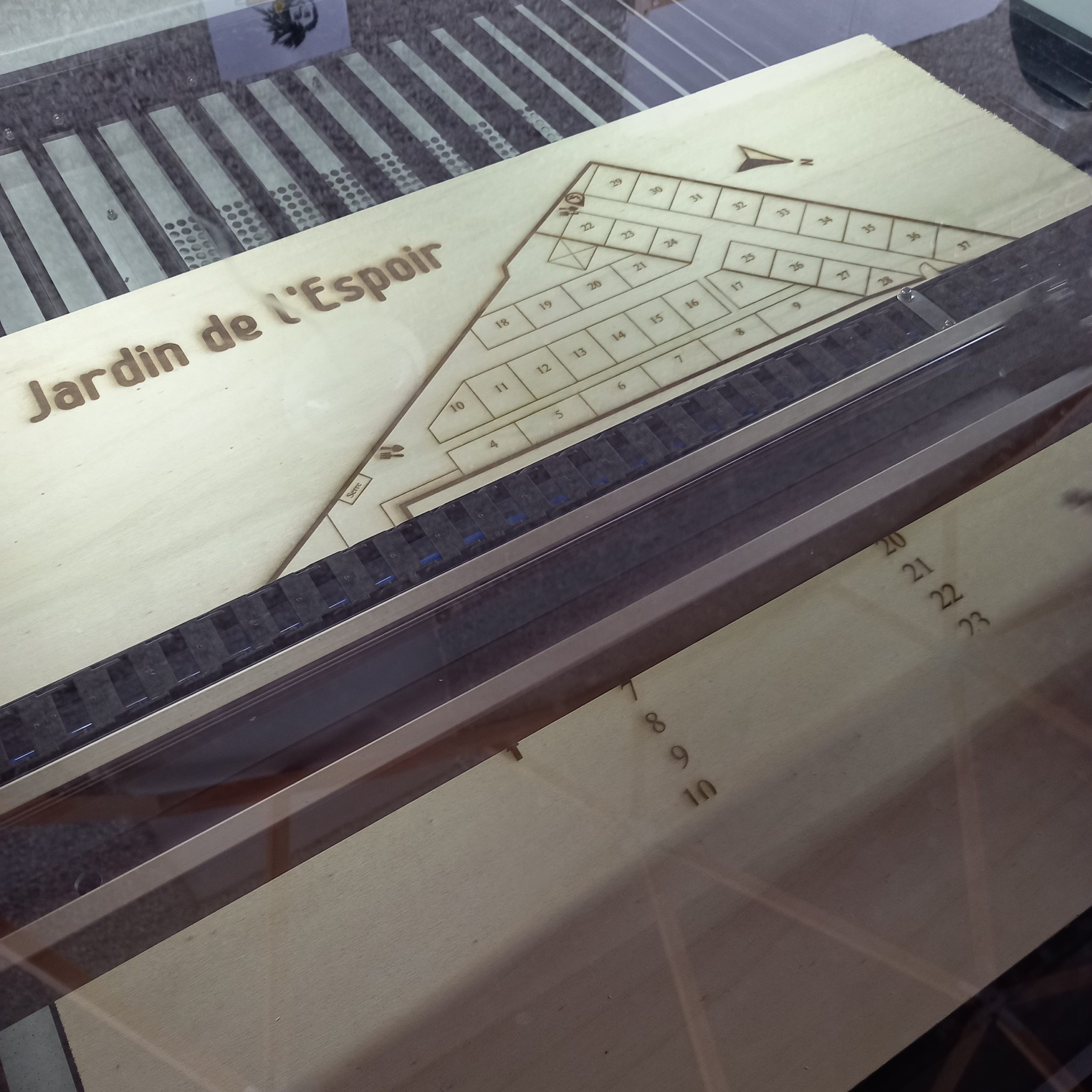 0 fablab la verriere montreuil decoupeuse laser gravure plan jardin
