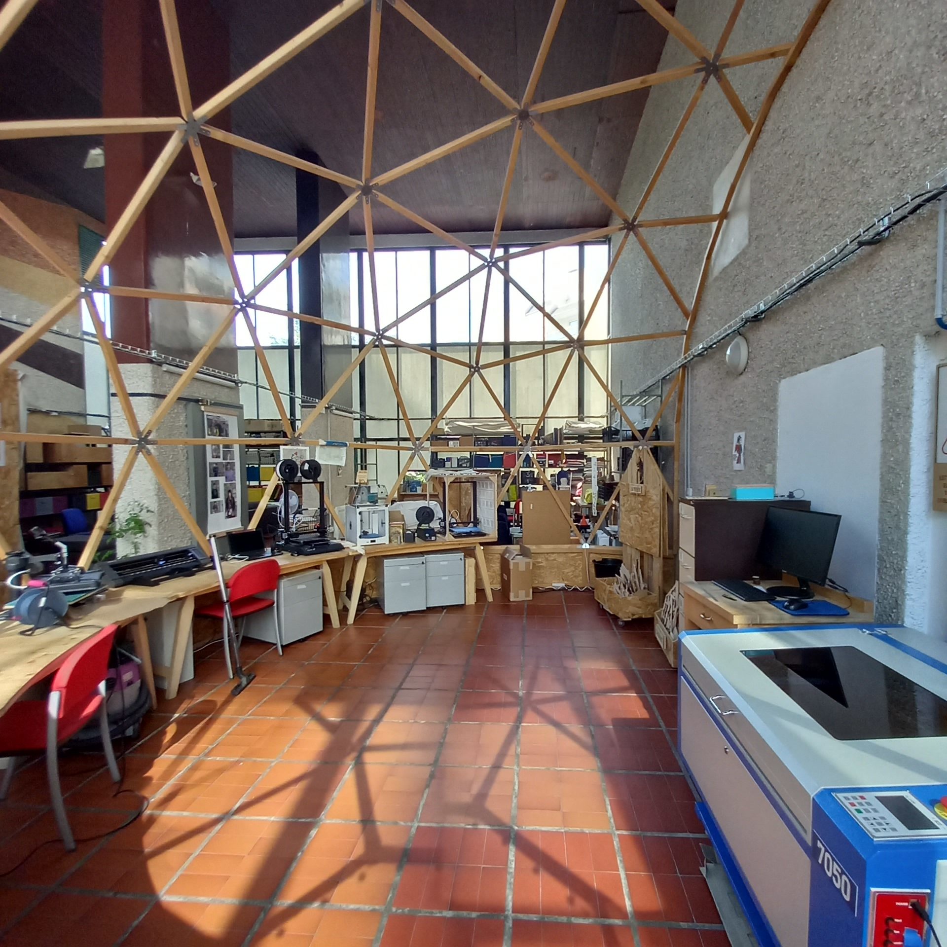 fablab-laverriere geode vue espace 03