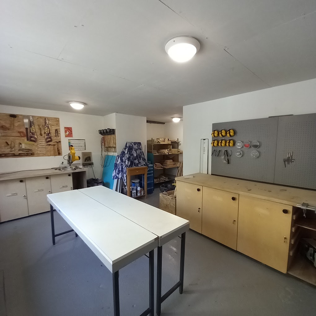 fablab-laverriere-atelier bois espace 04